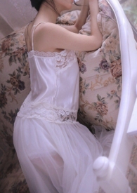 ����̫���ˣ�α��Ů/��H��